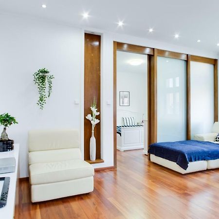 Royal Apartment Near River - Nek4Th Praga Esterno foto